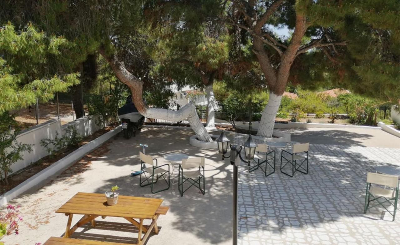 Pefkides Aegina Boutique Apartments Agia Marina  Buitenkant foto