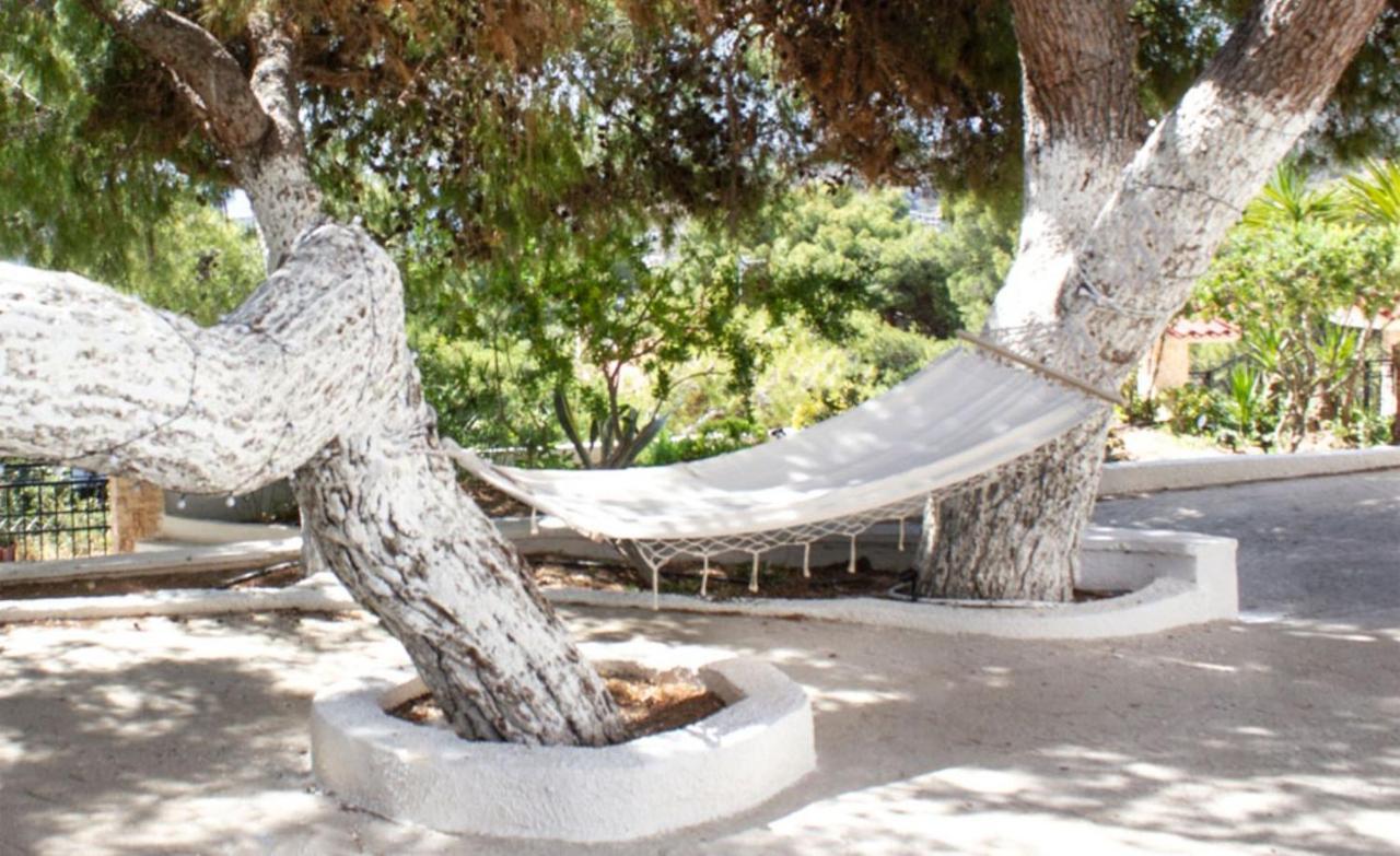 Pefkides Aegina Boutique Apartments Agia Marina  Buitenkant foto