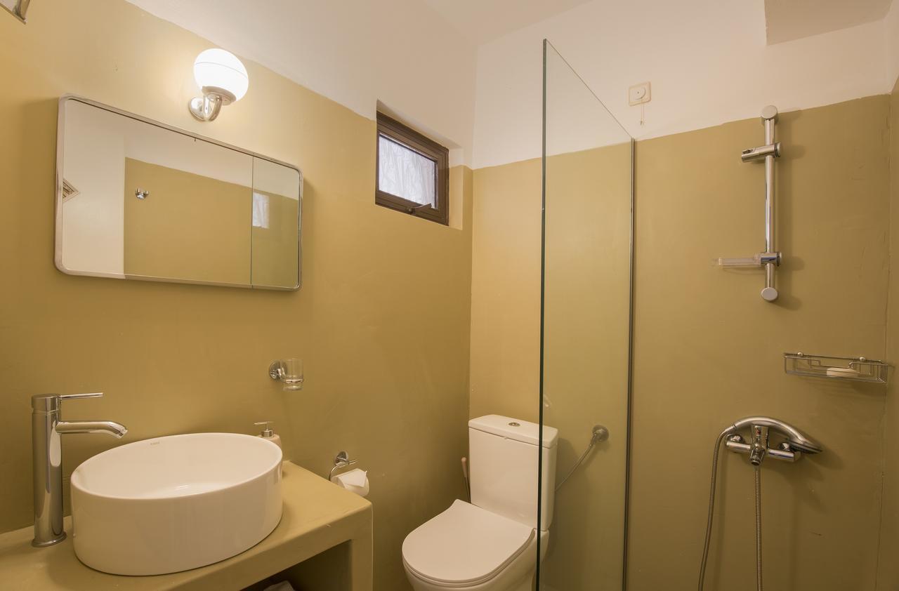 Pefkides Aegina Boutique Apartments Agia Marina  Buitenkant foto